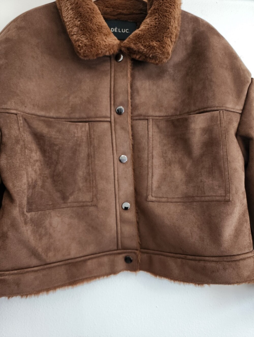 DELUC NWT Matthew Brown Faux Suede Fur Trim Cropped Jacket Coat Size M Cozy Fall - Picture 6 of 13